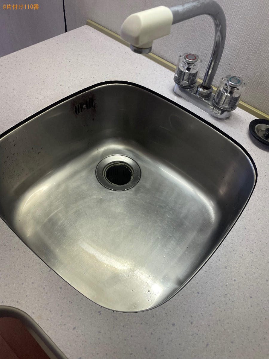 ゴミ屋敷状態の家のハウスクリーニング、不用品回収ご依頼